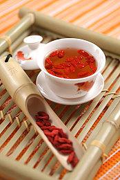 不给好评就摆烂？《恶意不息》团队公开抵制差评轰炸